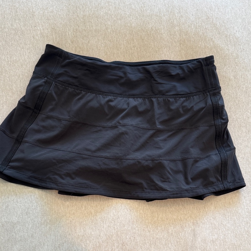 Lululemon pace rival mid rise skirt